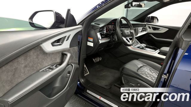 Audi Q8 (4M) 55 TFSI Quattro Premium 2022 — фото 10