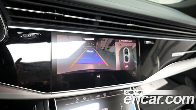 Audi Q8 (4M) 55 TFSI Quattro Premium 2022 — фото 15