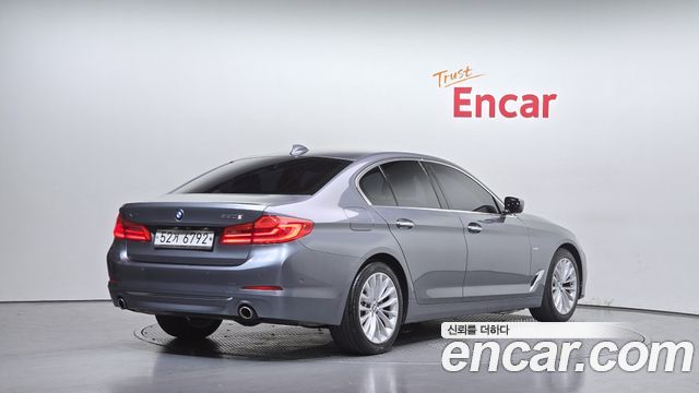 BMW 5 Series (G30) 520d xDrive Luxury Plus 2018 — фото 2