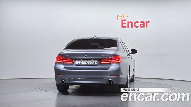 BMW 5 Series (G30) 520d xDrive Luxury Plus 2018 — фото 4