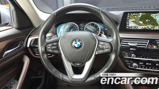 BMW 5 Series (G30) 520d xDrive Luxury Plus 2018 — фото 13