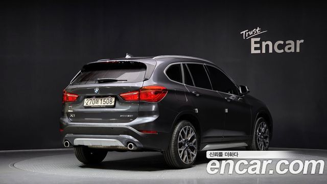 BMW X1 (F48) xDrive 20i xLine 2022 — фото 2