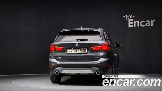 BMW X1 (F48) xDrive 20i xLine 2022 — фото 4