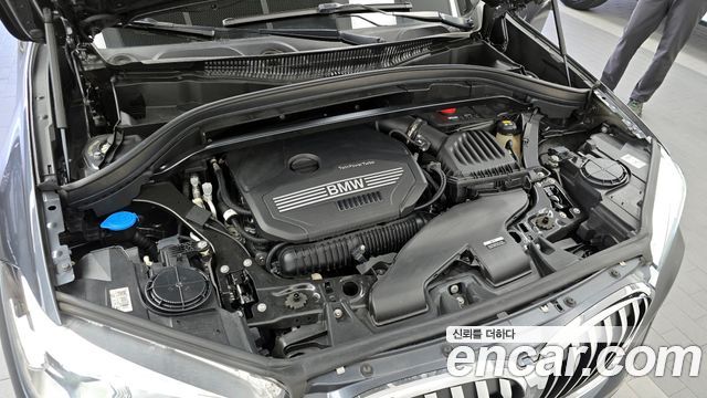 BMW X1 (F48) xDrive 20i xLine 2022 — фото 6