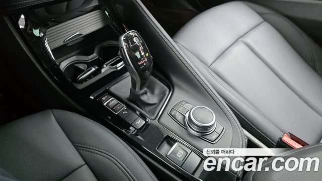 BMW X1 (F48) xDrive 20i xLine 2022 — фото 9