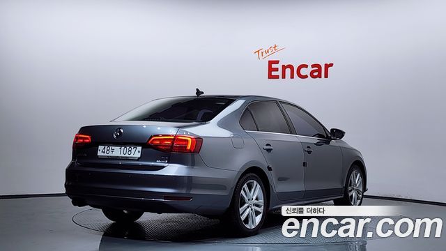 Volkswagen Jetta 2.0 TDI BlueMotion Premium 6th 2015 — фото 2