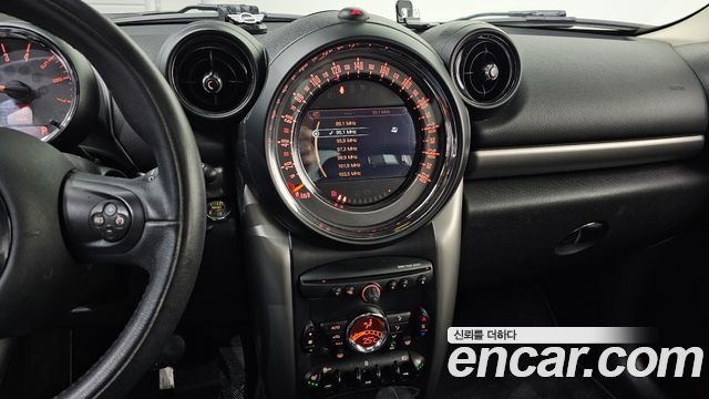 MINI Cooper D Countryman ALL4 1st 2015 — фото 14