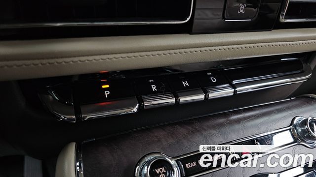 Lincoln Aviator (II) 3.0 Reserve  AWD 2021 — фото 9