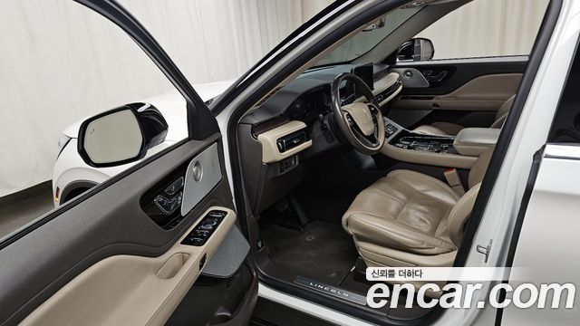 Lincoln Aviator (II) 3.0 Reserve  AWD 2021 — фото 10
