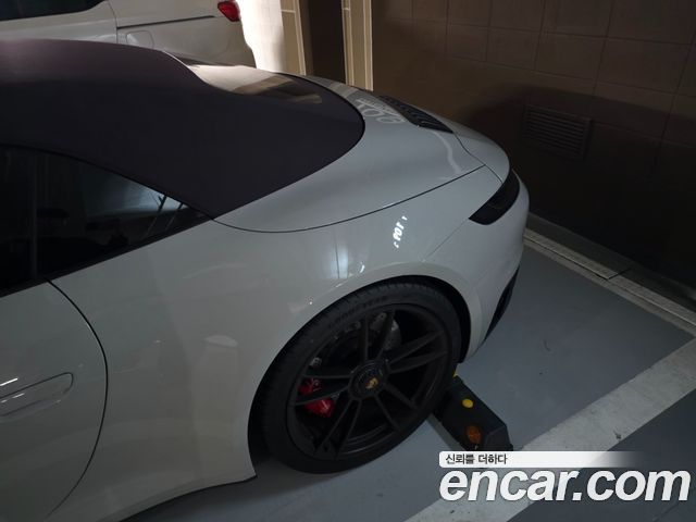 Porsche 911 (992) Carrera 4 GTS Cabriolet 2023 — фото 7