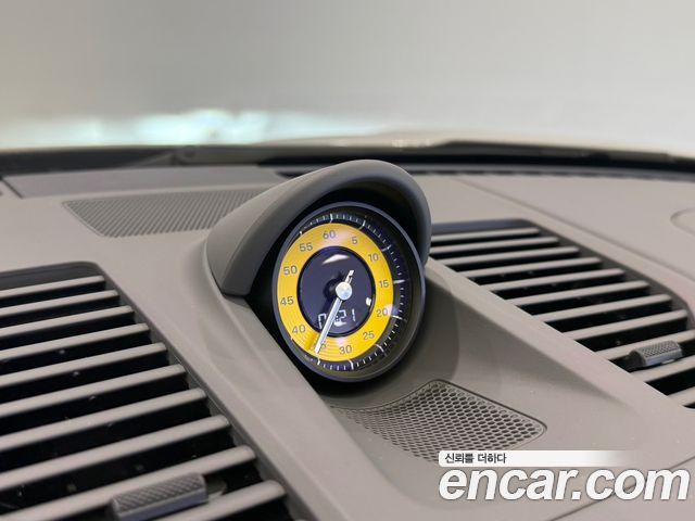 Porsche 911 (992) Carrera 4 GTS Cabriolet 2023 — фото 19
