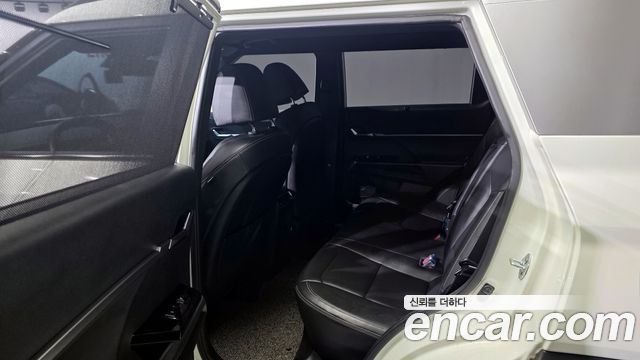 KG Mobility (SsangYong) Torres Gasoline 1.5 2WD T7 2023 — фото 11