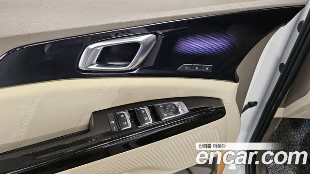 Kia Carnival (IV) Diesel 9-Seater Hi-Limousine Signature 2023 — фото 14