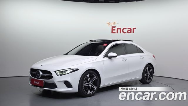 Mercedes-Benz A-Class (W177) A250 4MATIC Sedan