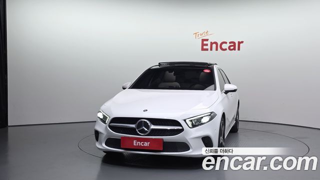 Mercedes-Benz A-Class (W177) A250 4MATIC Sedan 2020 — фото 3