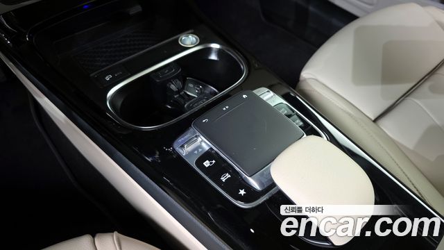 Mercedes-Benz A-Class (W177) A250 4MATIC Sedan 2020 — фото 9