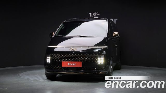 Hyundai Staria 4WD Lounge 9-Seater Inspiration 2022 — фото 3