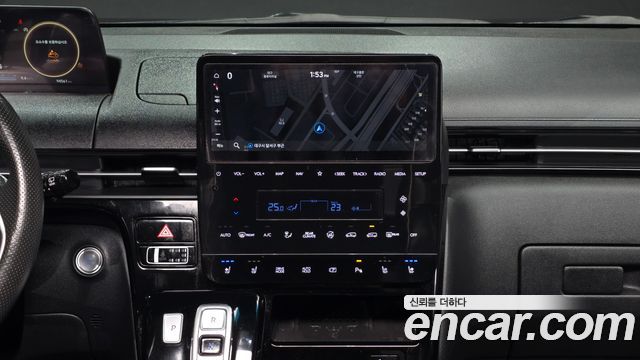 Hyundai Staria 4WD Lounge 9-Seater Inspiration 2022 — фото 15