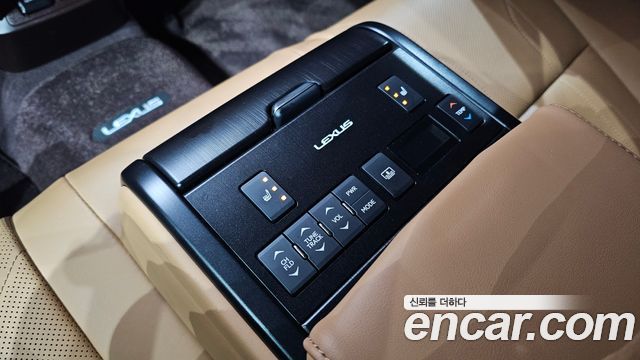 Lexus ES300h (VII) Executive 2019 — фото 19
