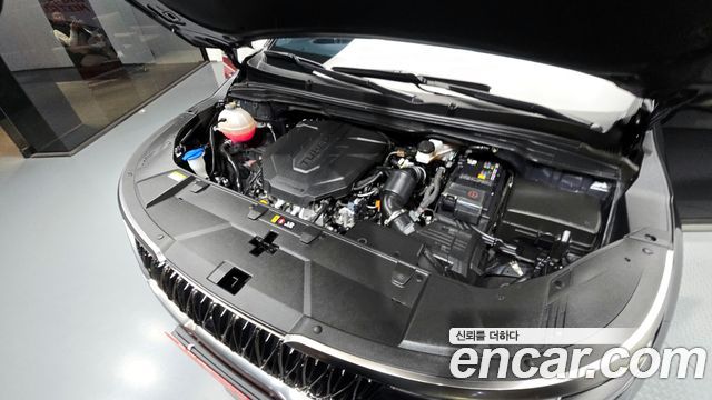 Kia Carnival (IV) Diesel 7-Seater Hi-Limousine Signature 2023 — фото 6