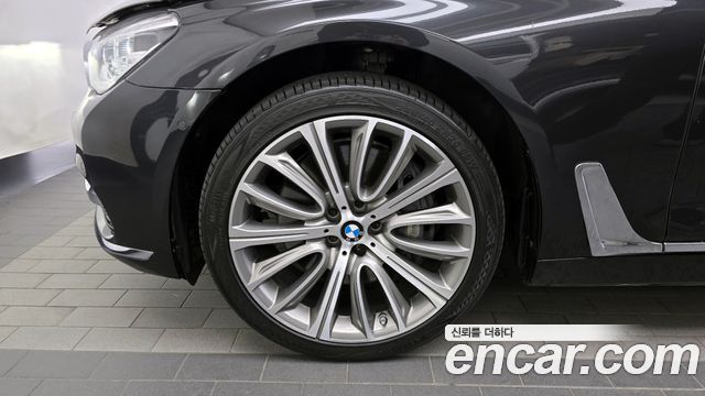 BMW 7 Series (G11) 750Li xDrive Premium 2016 — фото 5