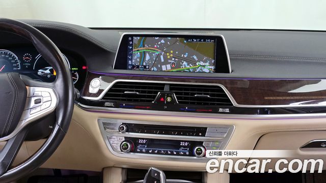BMW 7 Series (G11) 750Li xDrive Premium 2016 — фото 18