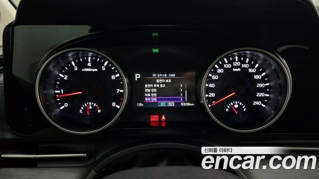 Kia Carnival (IV) Gasoline 9-Seater Noblesse 2023 — фото 8
