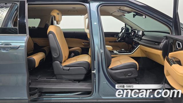 Kia Carnival (IV) Gasoline 9-Seater Noblesse 2023 — фото 11
