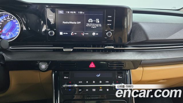 Kia Carnival (IV) Gasoline 9-Seater Noblesse 2023 — фото 14