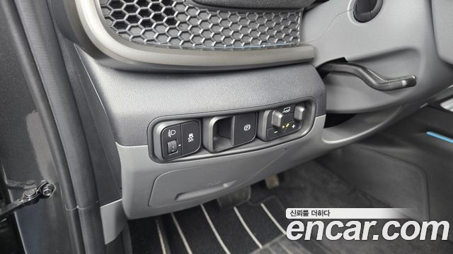 Kia Tasman 2.5T Gasoline 4WD Extreme 2026 — фото 17