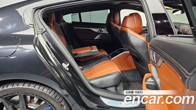 BMW 8 Series (G15) M850i xDrive Gran Coupe 2023 — фото 12