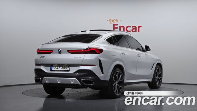 BMW X6 (G06) xDrive40i M Sport 2022 — фото 2