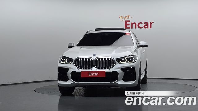 BMW X6 (G06) xDrive40i M Sport 2022 — фото 3