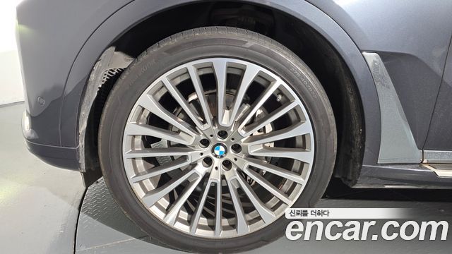 BMW X7 (G07) xDrive 40i Design Pure Excellence 7-Seater 2020 — фото 5