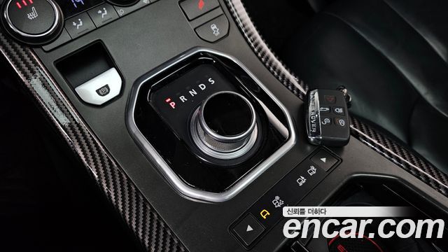 Land Rover Range Rover Evoque 2.2 SD4 Prestige 2013 — фото 9
