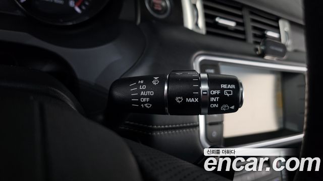 Land Rover Range Rover Evoque 2.2 SD4 Prestige 2013 — фото 17