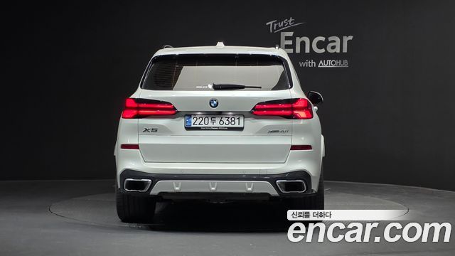 BMW X5 (G05) xDrive 40i M Sport 2025 — фото 4
