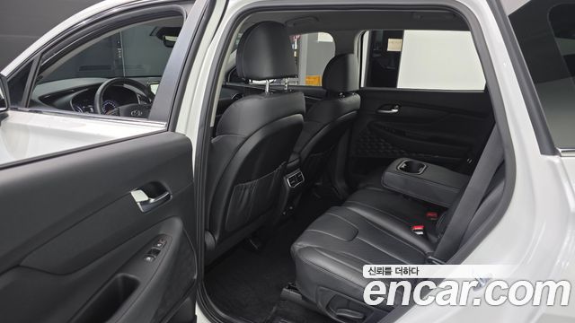 Hyundai Santa Fe HEV 1.6 4WD Exclusive 2023 — фото 15