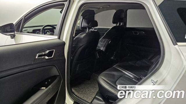 Kia Sportage (V) Diesel 2.0 2WD Signature 2022 — фото 11