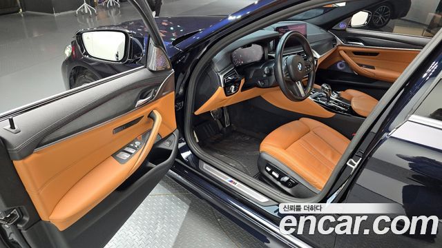 BMW 5 Series (G30) 520i M Sport 2022 — фото 10