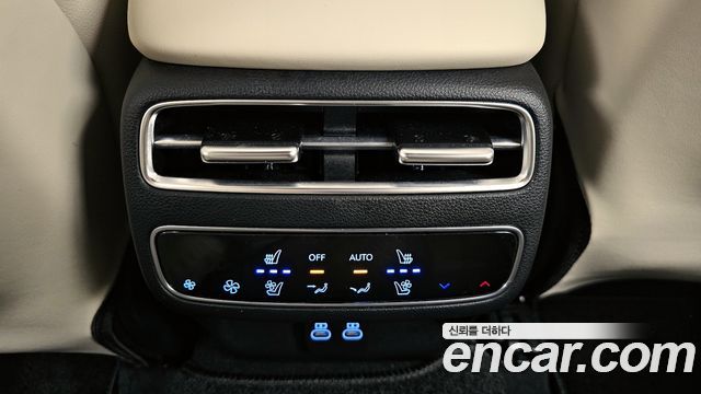 Genesis GV70 2.5T Gasoline 2WD 2025 — фото 18