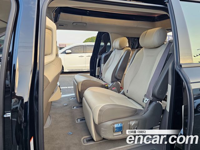 Kia Carnival (IV) HEV 7-Seater Hi Limousine Signature 2025 — фото 10