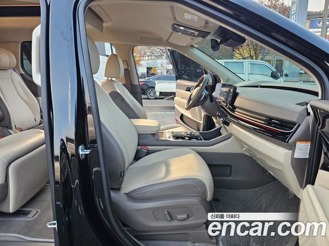 Kia Carnival (IV) HEV 7-Seater Hi Limousine Signature 2025 — фото 15