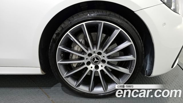Mercedes-Benz E-Class (W213) E350 4MATIC AMG Line 2021 — фото 5