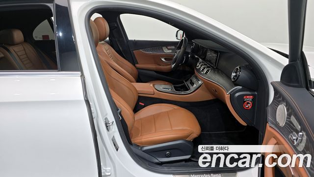 Mercedes-Benz E-Class (W213) E350 4MATIC AMG Line 2021 — фото 11