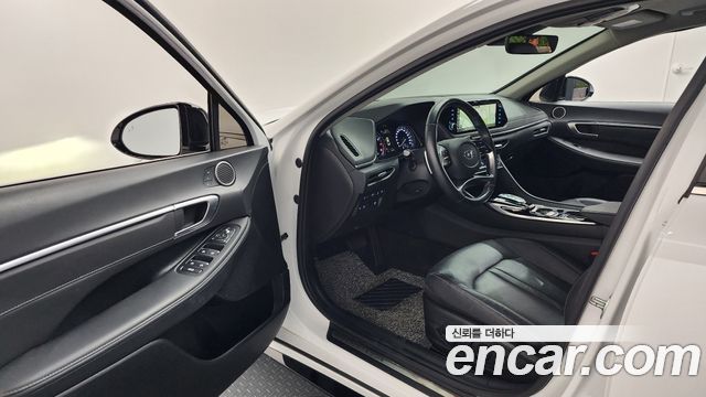 Hyundai Sonata (DN8) 2.0 Premium Plus 2022 — фото 10