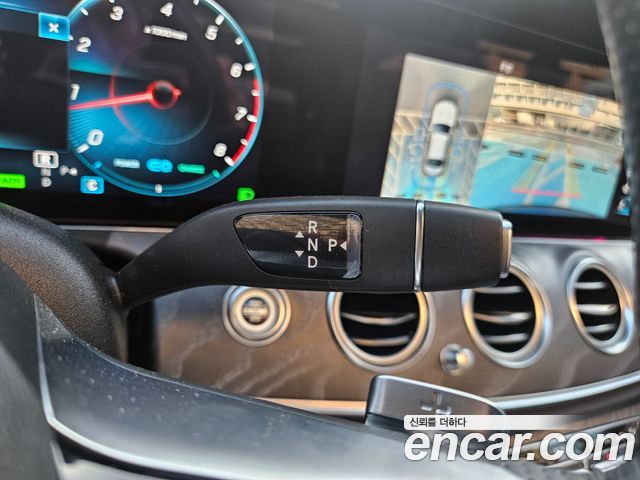 Mercedes-Benz E-Class (W213) E350 4MATIC AMG Line Edition 2021 — фото 24