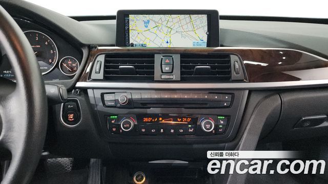 BMW 3 Series GT (F34) GT 320d 2015 — фото 14
