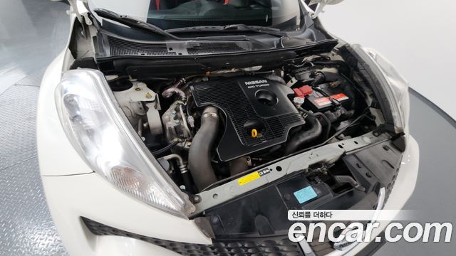 Nissan Juke 1.6 SV F15 2014 — фото 6