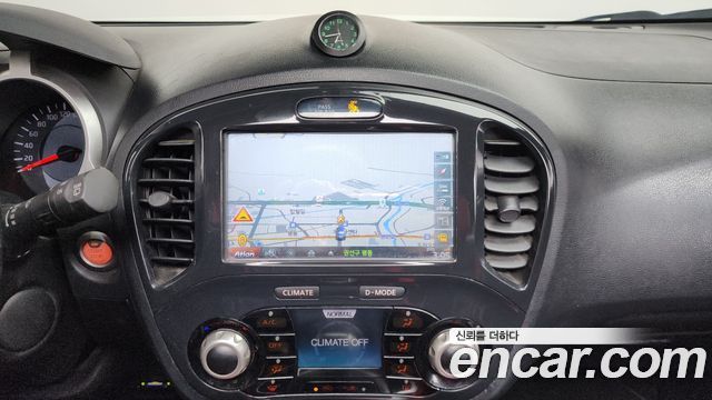 Nissan Juke 1.6 SV F15 2014 — фото 16